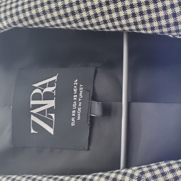 Zara Oversized Blazer with pad - Picture 5 of 8